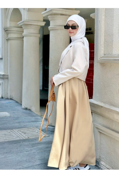 Poplin Skirt in Nude Poplin Skirt in Nude
